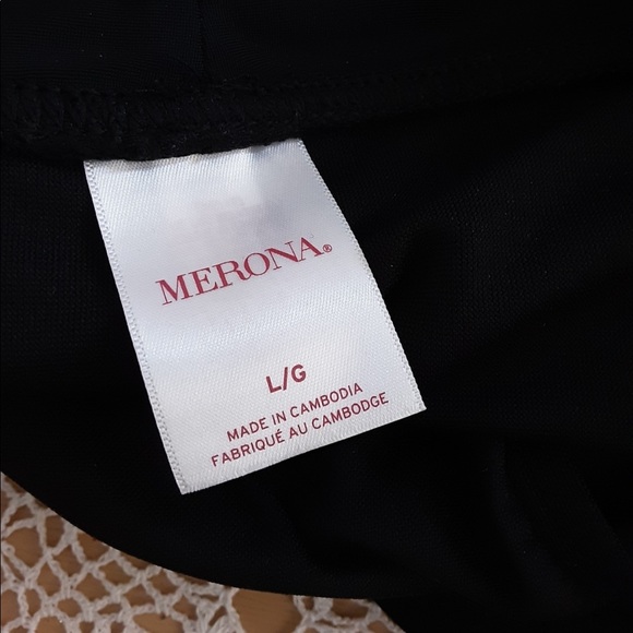 Merona - Picture 3 of 3